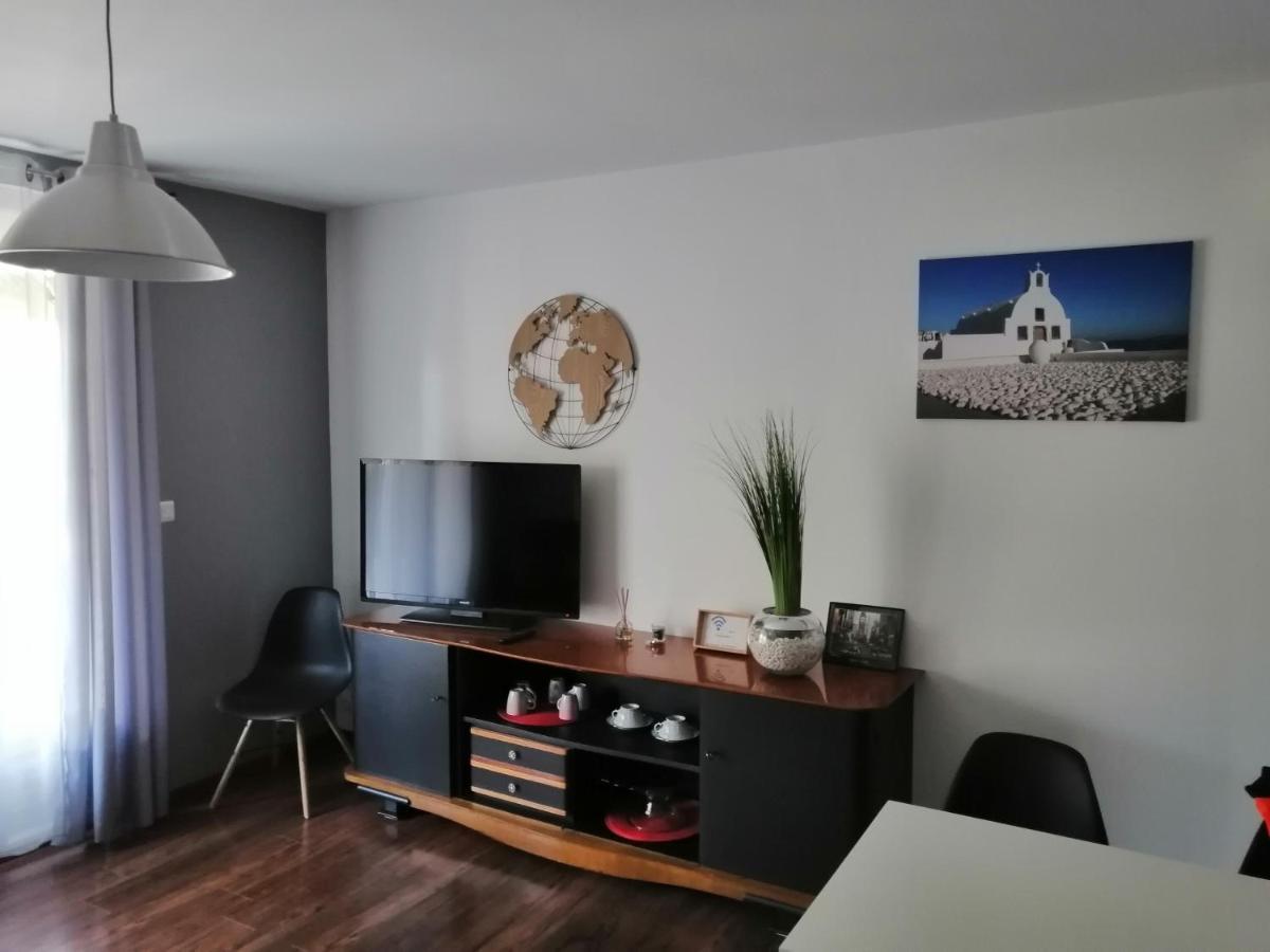 La Maison De 6Fran Appartement 1 Calme Et Spacieux Ambiance Familiale Valros Esterno foto