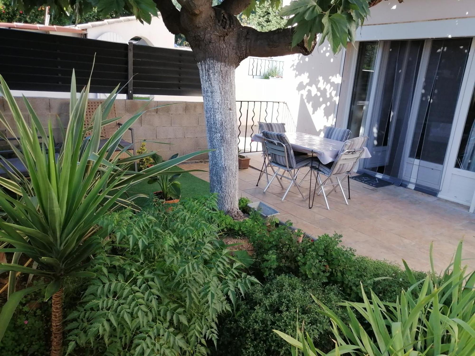 La Maison De 6Fran Appartement 1 Calme Et Spacieux Ambiance Familiale Valros Esterno foto